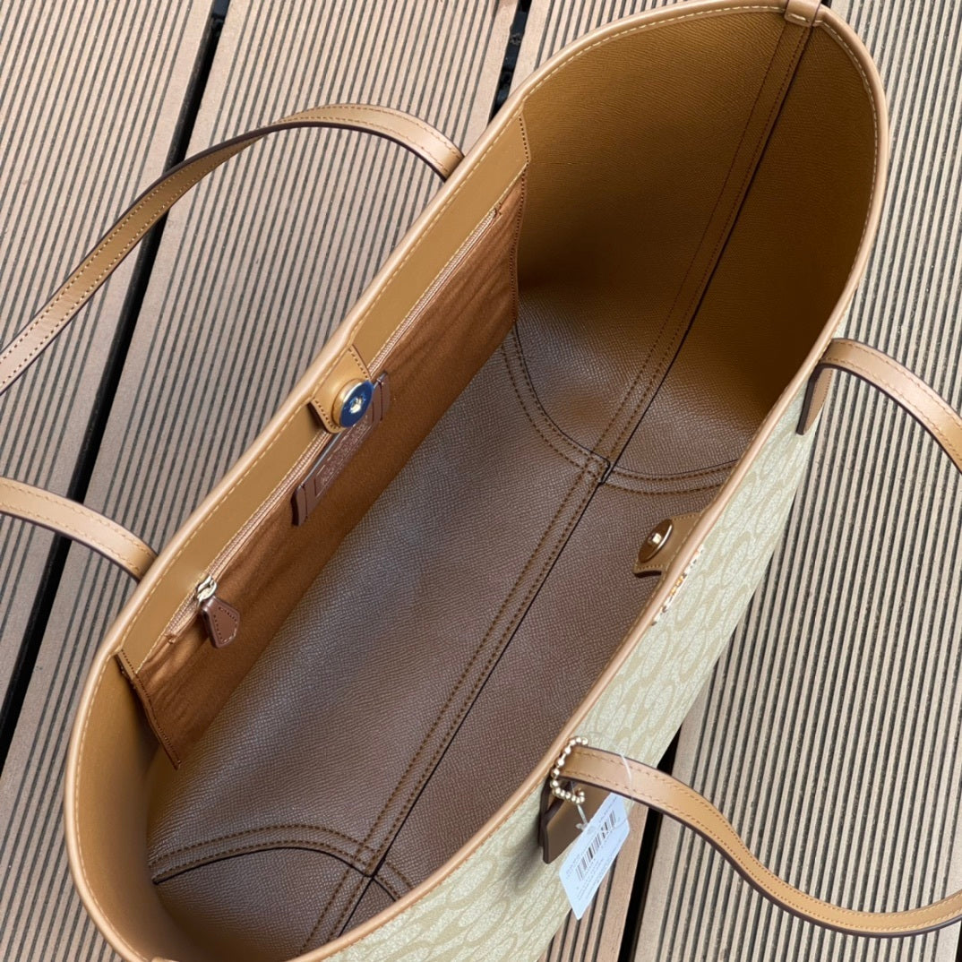 Classic Leather Tote | Lorvien Maison Tote Bag