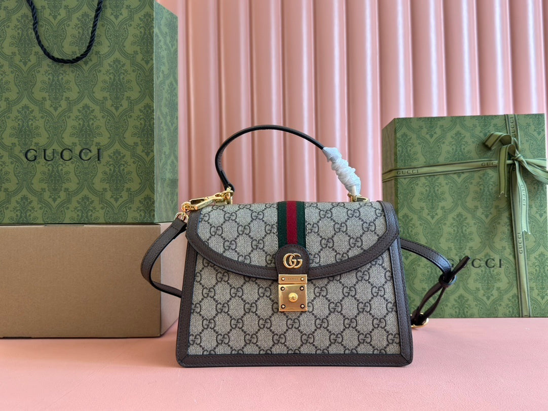 Signature Crossbody GG - Iconic Design with Timeless Elegance