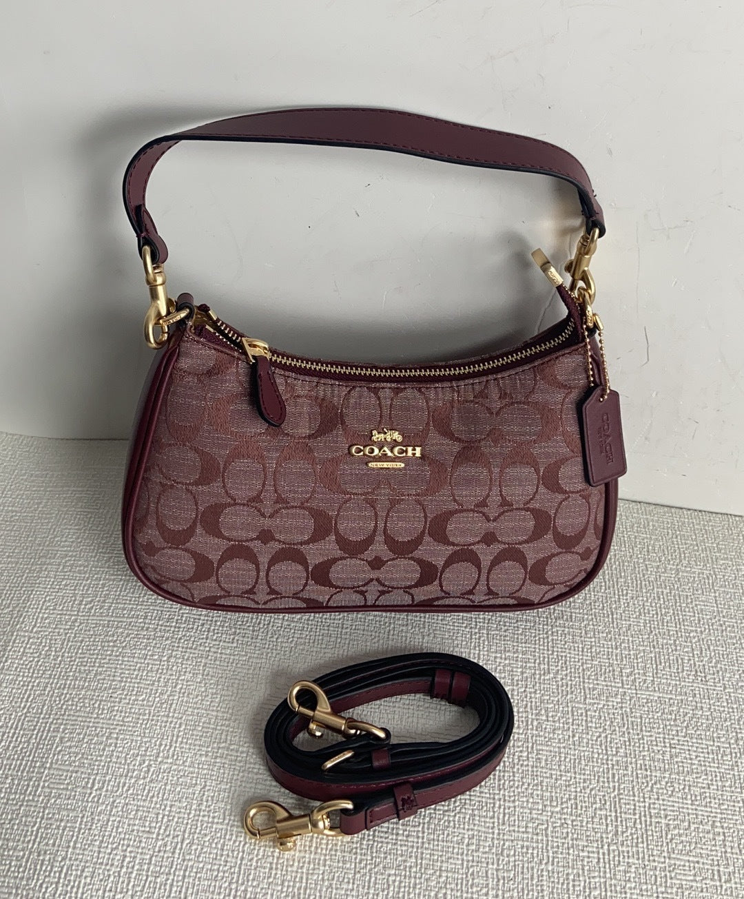 Axillary Chic | Lorvien Maison Luxury Handbag