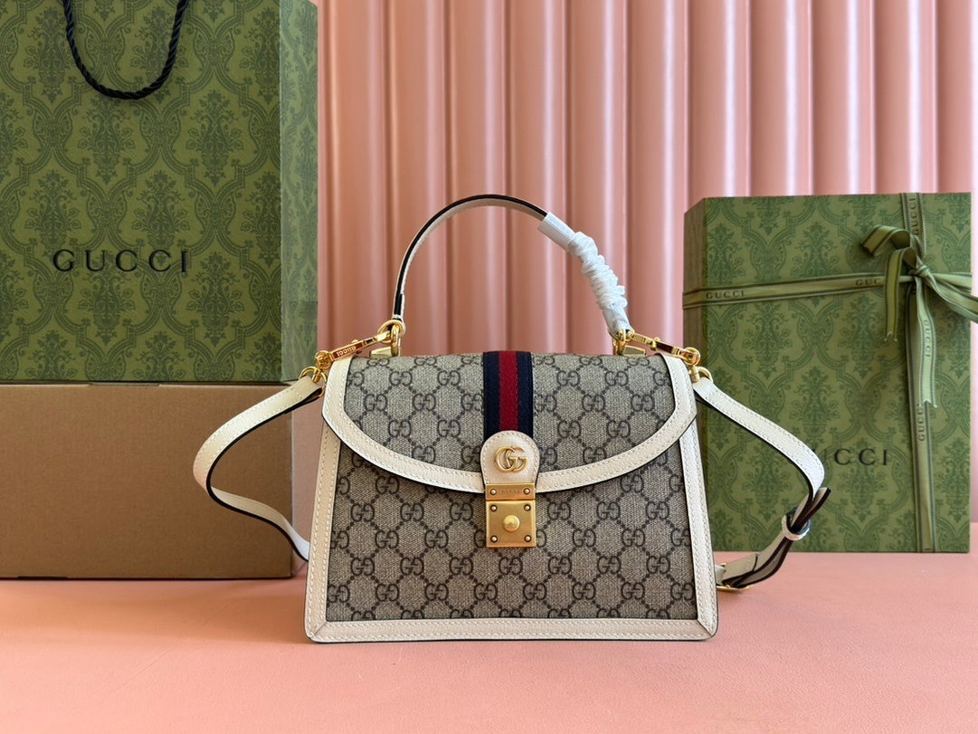 Signature Crossbody GG - Iconic Design with Timeless Elegance