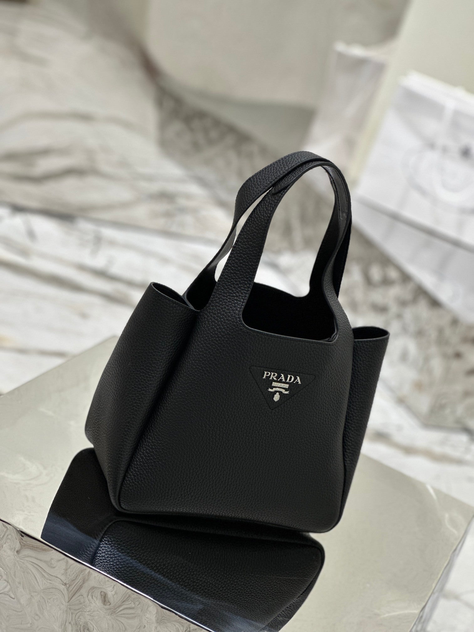 Minimal Tote Bag – Luxury Tote Bag – Designer Handbag