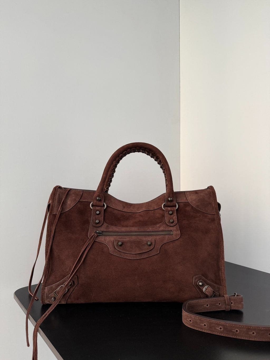Structured Shoulder | Lorvien Maison Shoulder Bag