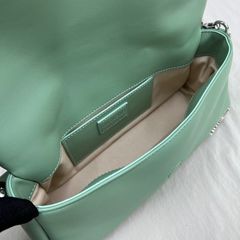 Minimal Crossbody | Lorvien Maison Crossbody Bag