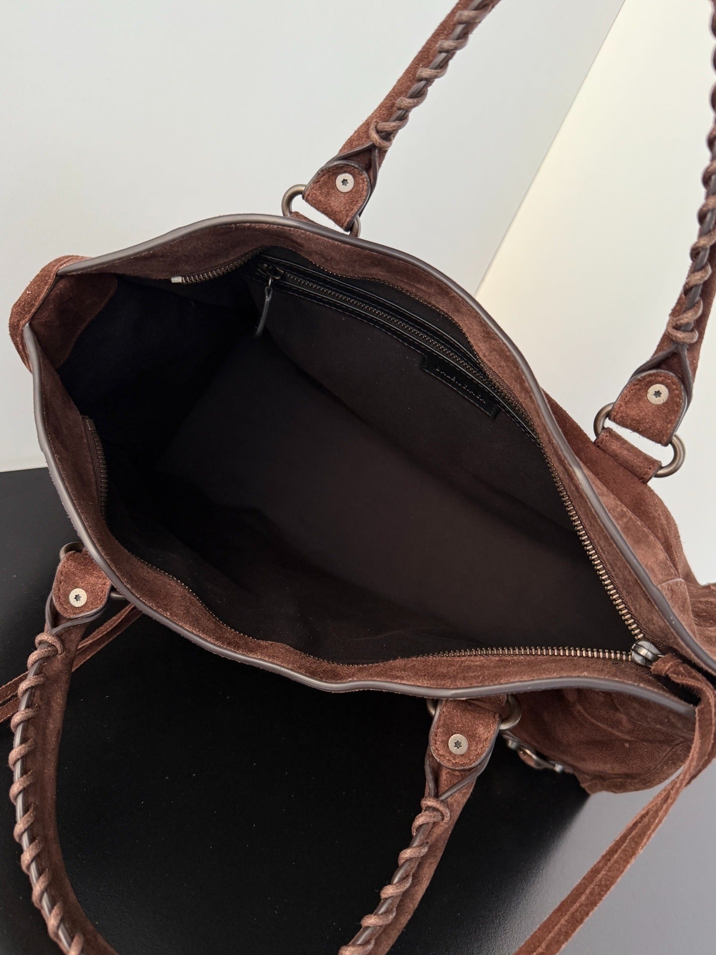 Structured Shoulder | Lorvien Maison Shoulder Bag