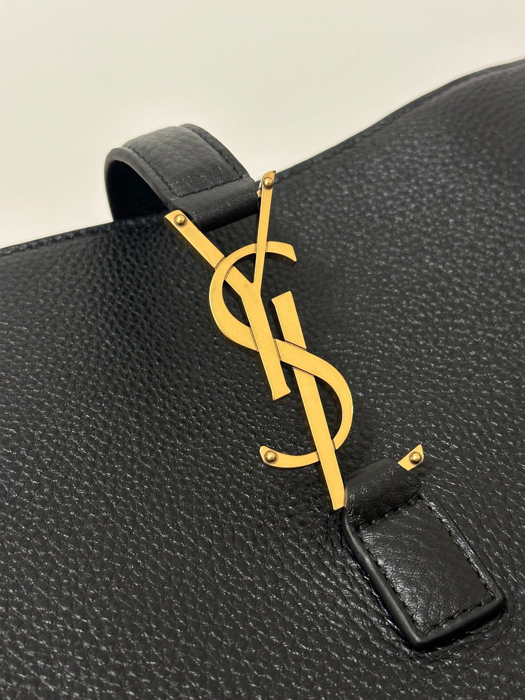Essential Tote | Lorvien Maison Women’s Tote Bag