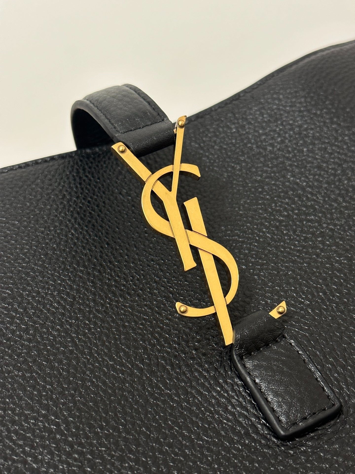 Essential Tote | Lorvien Maison Women’s Tote Bag