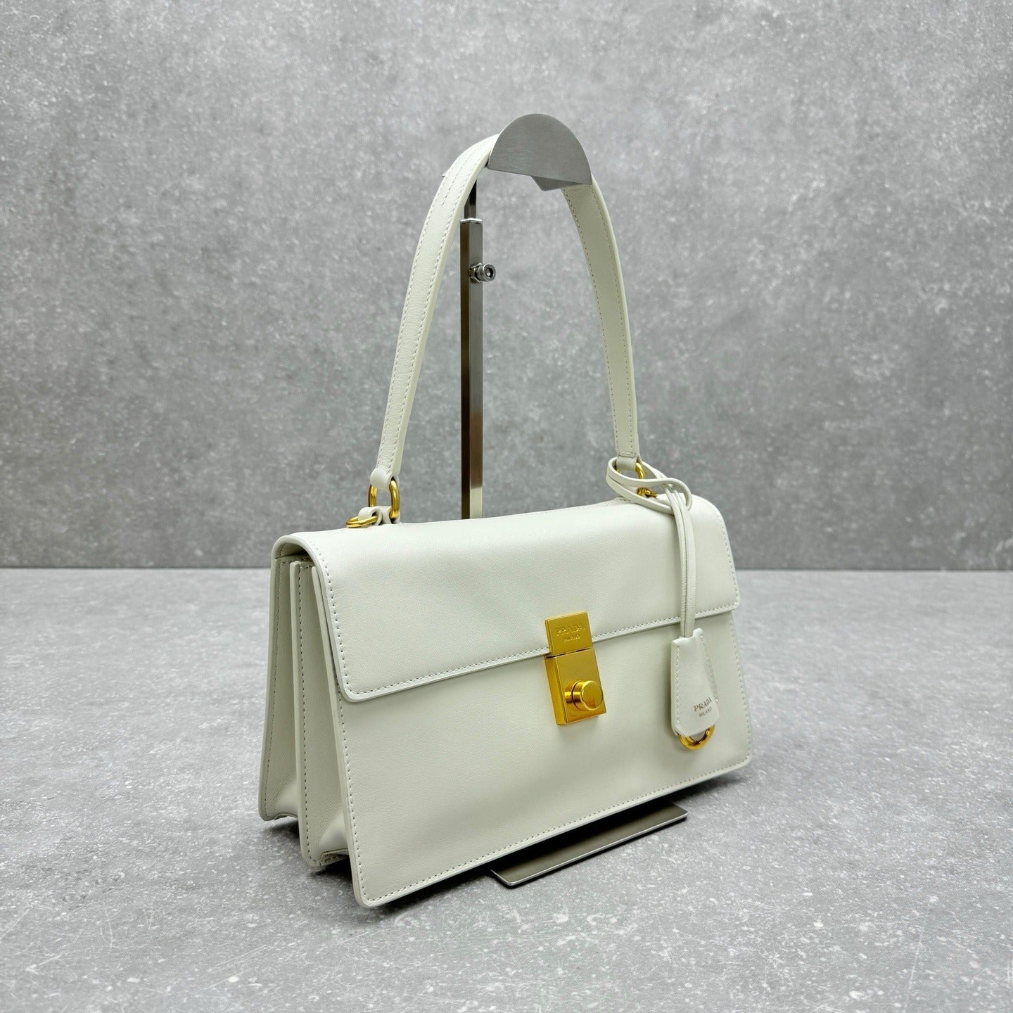 Soft Structure | Lorvien Maison Luxury Handbag