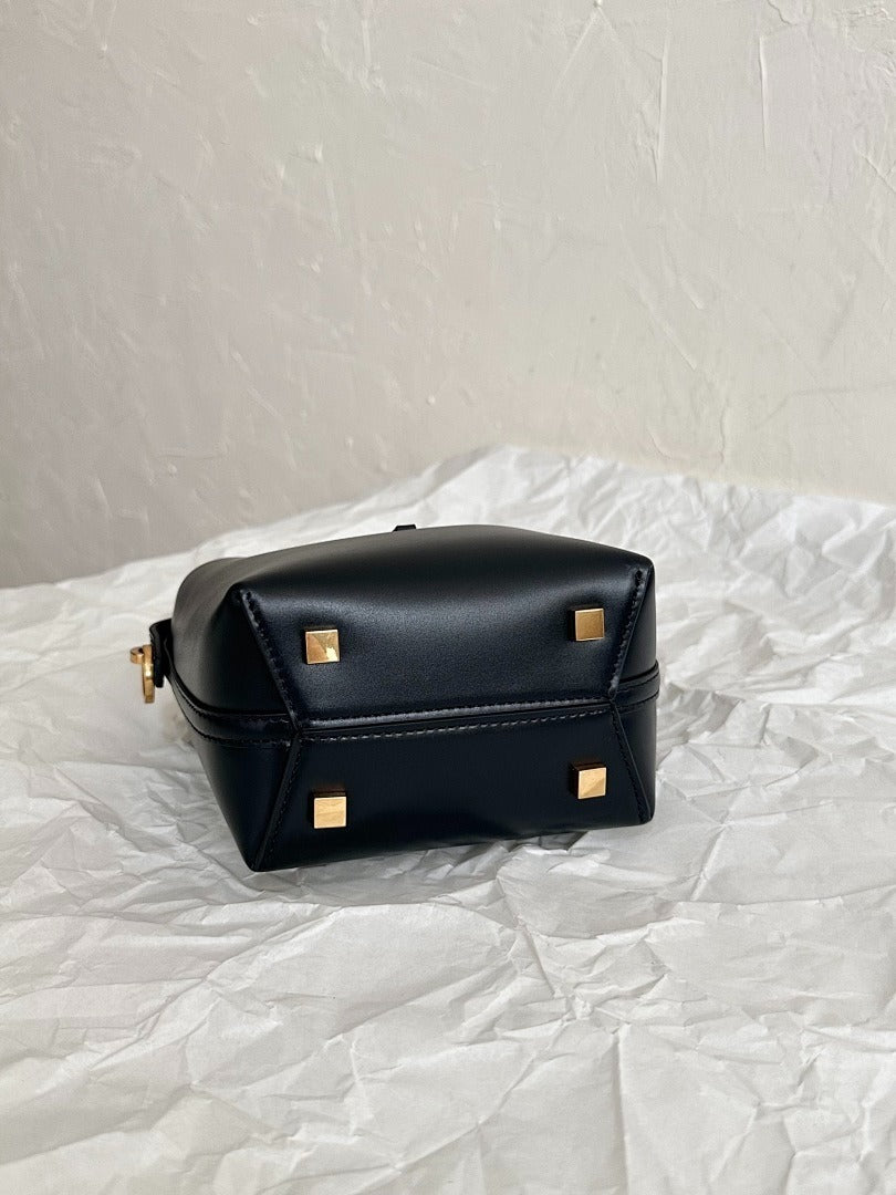 Soft Hobo | Lorvien Maison Women’s Handbag