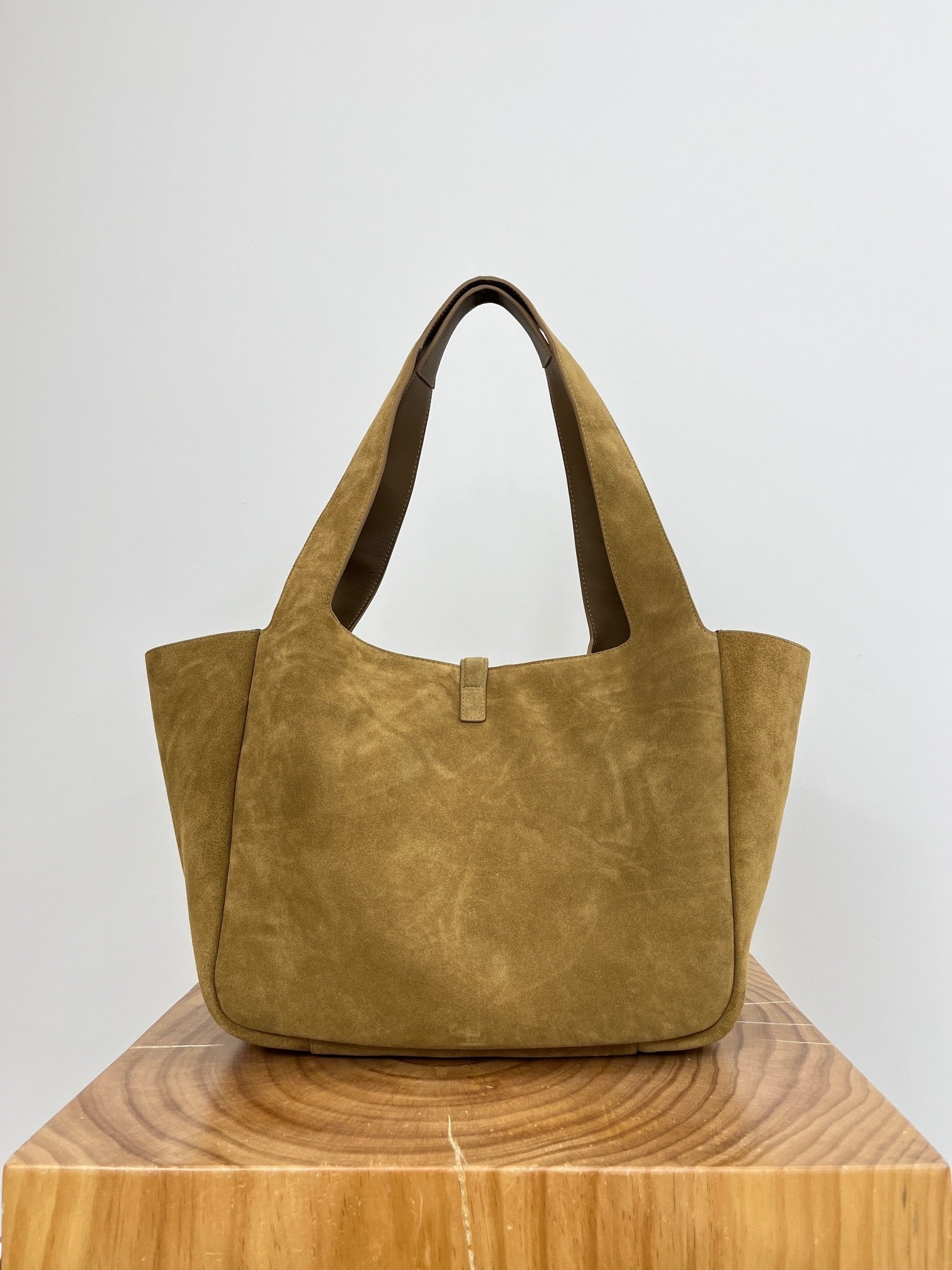 Refined leather tote bag with clean lines and premium materials