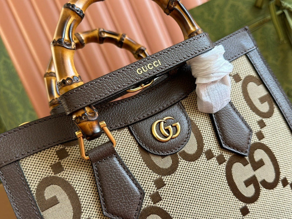 Classic Crossbody GG luxury bag with refined silhouette and signature design elements