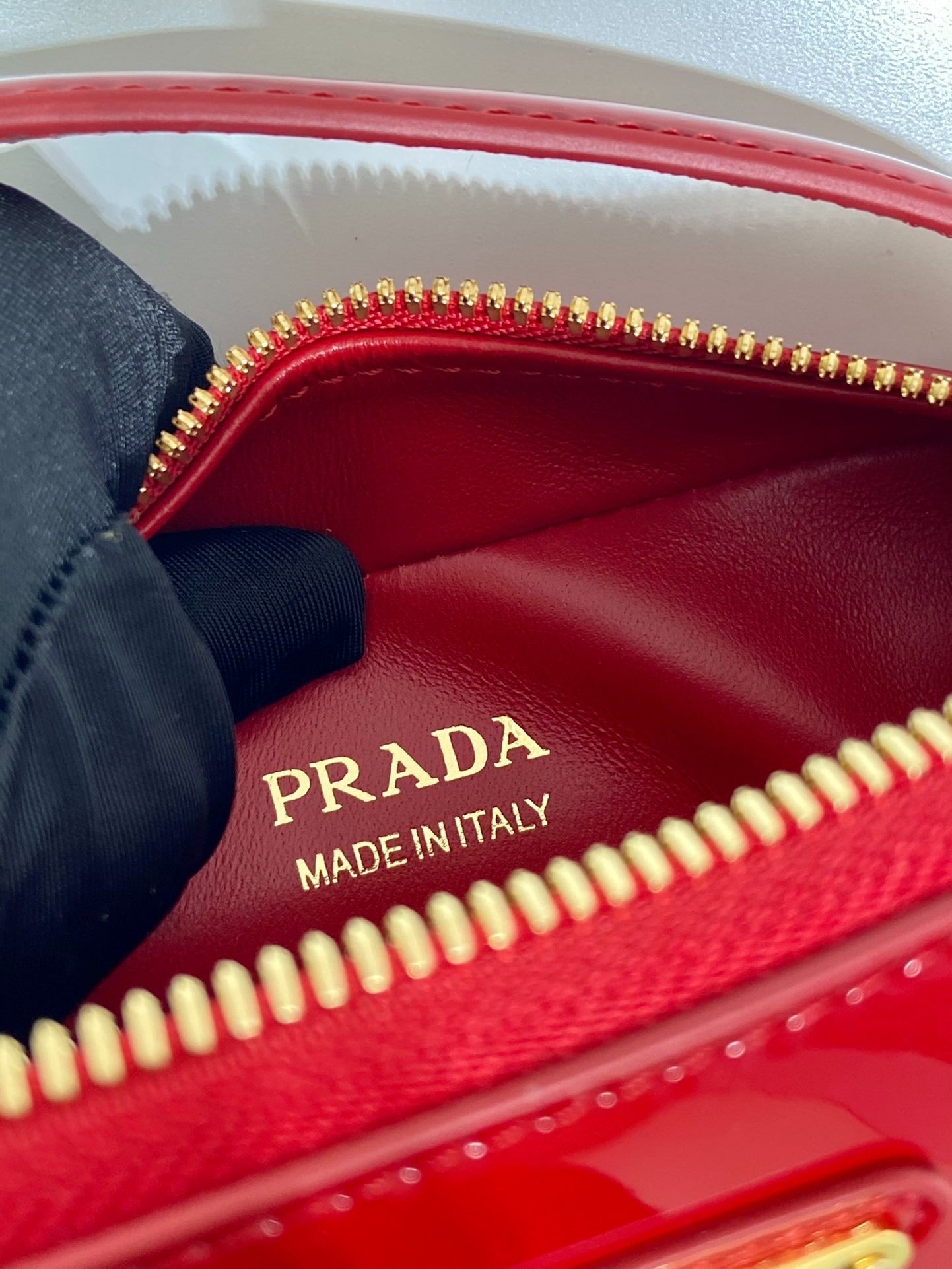 Refined Crossbody | Lorvien Maison Luxury Handbag